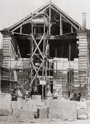 chapelle théâtre cinéma © Région Bourgogne-Franche-Comté, Inventaire du patrimoine  chapelle théâtre cinéma © Région Bourgogne-Franche-Comté, Inventaire du patrimoine