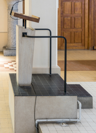 ambon © Région Bourgogne-Franche-Comté, Inventaire du patrimoine  ambon © Région Bourgogne-Franche-Comté, Inventaire du patrimoine