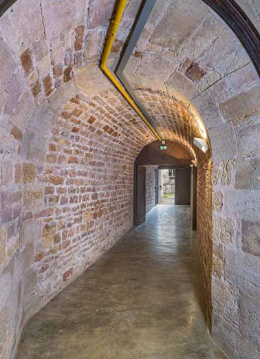  fortification d'agglomération château fort © Région Bourgogne-Franche-Comté, Inventaire du patrimoine