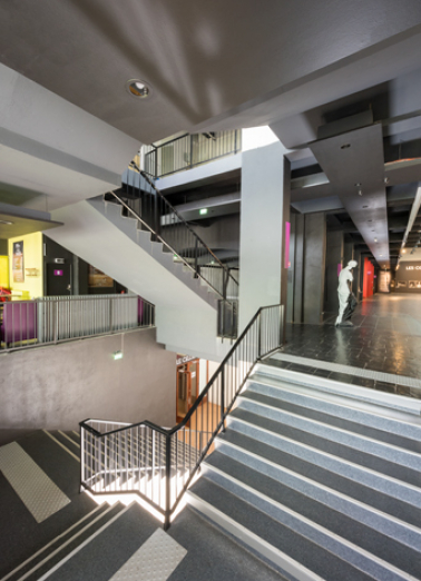 centre culturel gymnase bourse du travail © Région Bourgogne-Franche-Comté, Inventaire du patrimoine  centre culturel gymnase bourse du travail © Région Bourgogne-Franche-Comté, Inventaire du patrimoine
