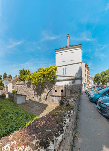 fortification d'agglomération © Région Bourgogne-Franche-Comté, Inventaire du patrimoine  fortification d'agglomération © Région Bourgogne-Franche-Comté, Inventaire du patrimoine