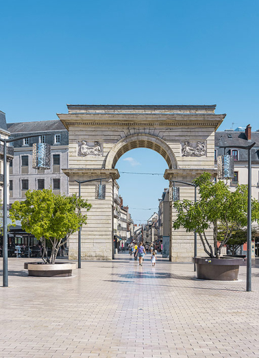  fortification d'agglomération © Région Bourgogne-Franche-Comté, Inventaire du patrimoine