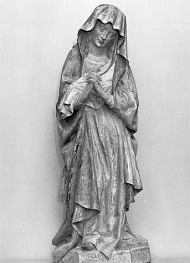 La Vierge, vue de face. © Région Bourgogne-Franche-Comté, Inventaire du patrimoine