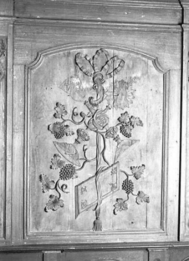 Détail d'un panneau avec fleurs. © Région Bourgogne-Franche-Comté, Inventaire du patrimoine