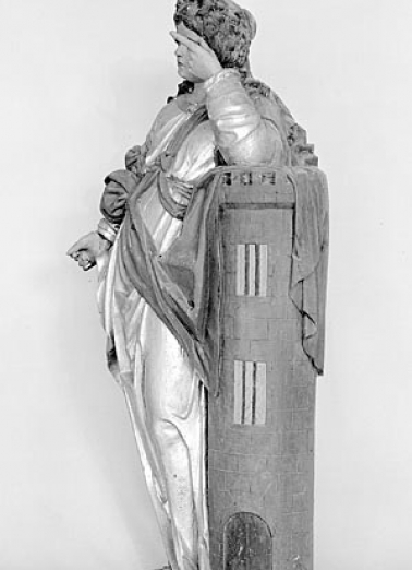 Sainte Barbe : vue du profil droit. © Région Bourgogne-Franche-Comté, Inventaire du patrimoine