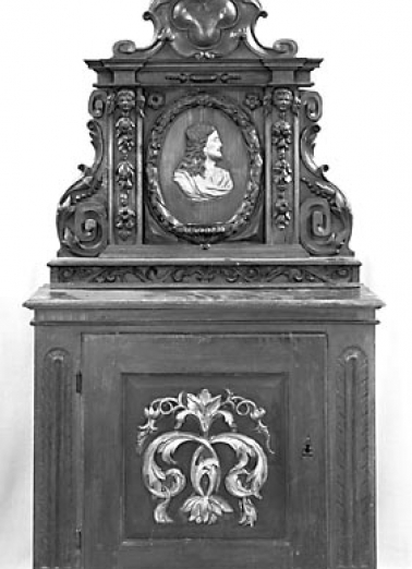 Vue d'ensemble du meuble gauche. © Région Bourgogne-Franche-Comté, Inventaire du patrimoine