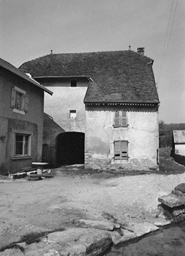 Maison cadastrée 1964 AB 106 : façade antérieure. © Région Bourgogne-Franche-Comté, Inventaire du patrimoine