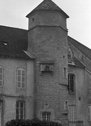 Détail de la façade antérieure. © Région Bourgogne-Franche-Comté, Inventaire du patrimoine