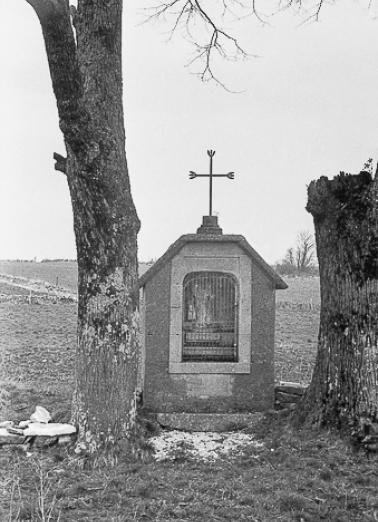 Oratoire de chemin, 1883 : vue générale. © Région Bourgogne-Franche-Comté, Inventaire du patrimoine