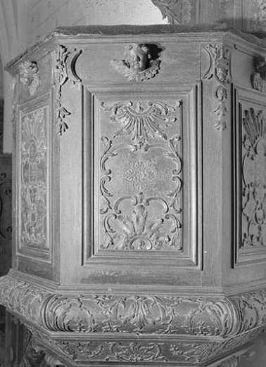 Détail : troisème panneau de la cuve. © Région Bourgogne-Franche-Comté, Inventaire du patrimoine