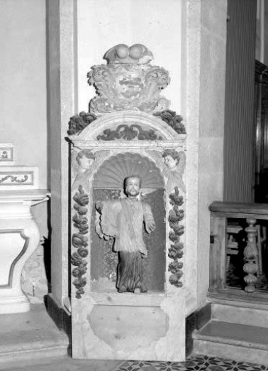 Retable à niche avec statue : vue d'ensemble. © Région Bourgogne-Franche-Comté, Inventaire du patrimoine