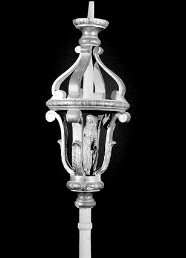 Bâton avec statuette de la Vierge. © Région Bourgogne-Franche-Comté, Inventaire du patrimoine