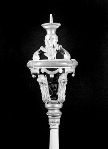 Bâton avec pot à feu. © Région Bourgogne-Franche-Comté, Inventaire du patrimoine