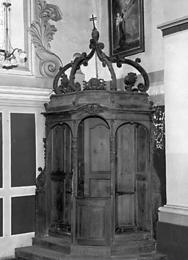 Vue d'ensemble du confessionnal sud. © Région Bourgogne-Franche-Comté, Inventaire du patrimoine