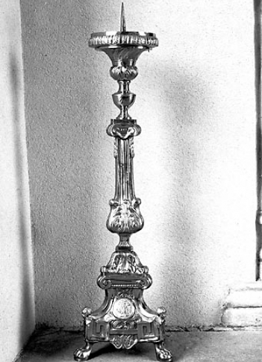 Vue d'un chandelier. © Région Bourgogne-Franche-Comté, Inventaire du patrimoine