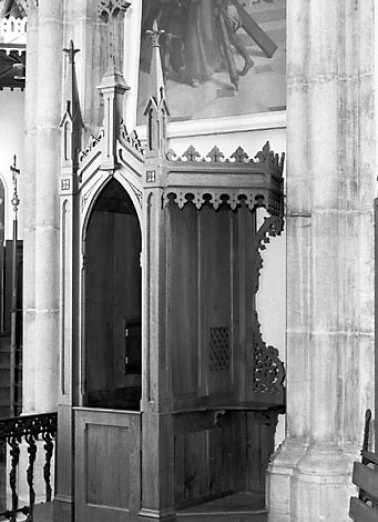 Vue d'un confessionnal. © Région Bourgogne-Franche-Comté, Inventaire du patrimoine