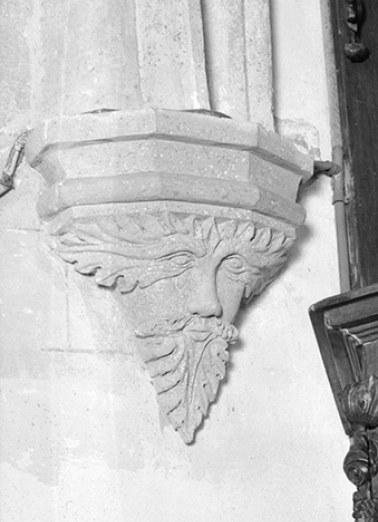 Culot. 1ère travée du choeur. Mur nord. © Région Bourgogne-Franche-Comté, Inventaire du patrimoine