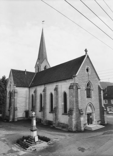 Vue d'ensemble de trois quarts gauche. © Région Bourgogne-Franche-Comté, Inventaire du patrimoine