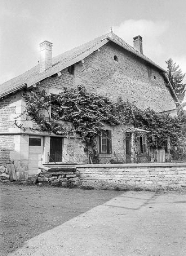 Ferme située rue des Vignes : façade antérieure. © Région Bourgogne-Franche-Comté, Inventaire du patrimoine