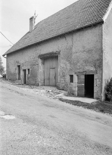 Ferme située Grande Rue : vue générale. © Région Bourgogne-Franche-Comté, Inventaire du patrimoine