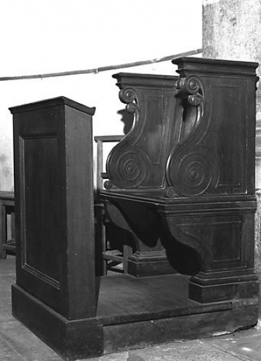 Vue d'ensemble d'un banc de choeur. © Région Bourgogne-Franche-Comté, Inventaire du patrimoine