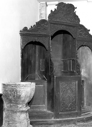 Vue d'ensemble d'un confessionnal. © Région Bourgogne-Franche-Comté, Inventaire du patrimoine