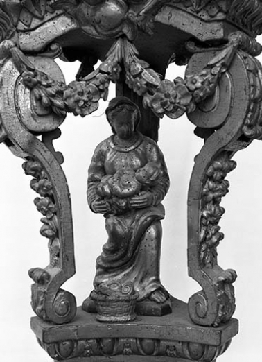 Porte-cierge de procession de la Vierge à l'Enfant, vue de face. © Région Bourgogne-Franche-Comté, Inventaire du patrimoine