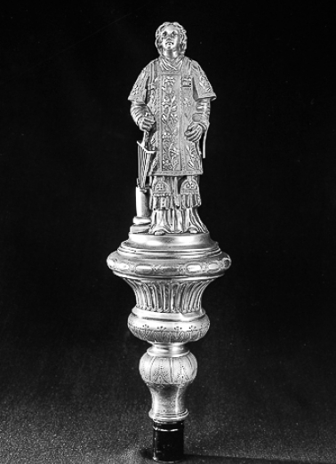 Bâton de procession (bâton de confrérie) de saint Laurent, vue de face. © Région Bourgogne-Franche-Comté, Inventaire du patrimoine