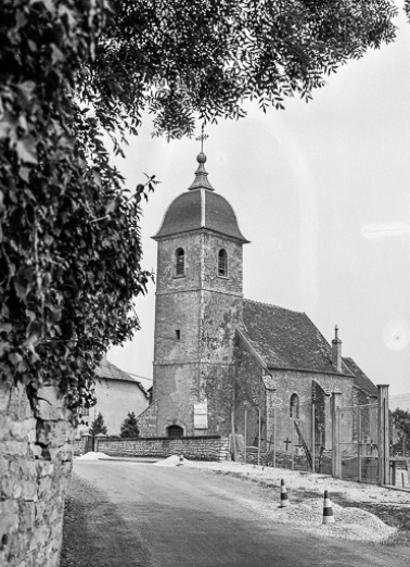 Faces postérieure et latérale droite. © Région Bourgogne-Franche-Comté, Inventaire du patrimoine