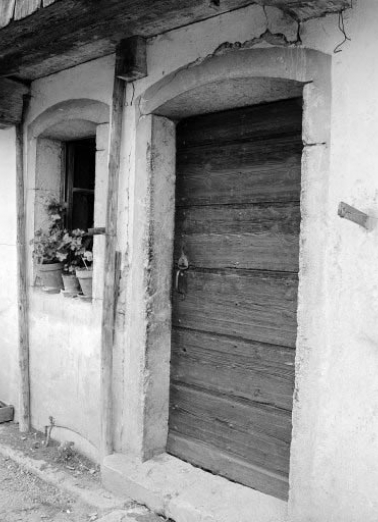 1ère ferme : : porte d'entrée © Région Bourgogne-Franche-Comté, Inventaire du patrimoine