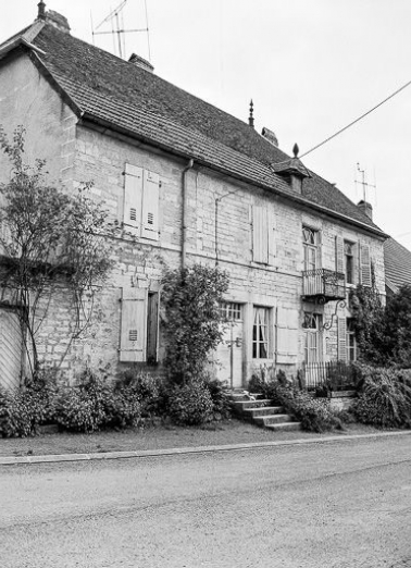 Façade antérieure. © Région Bourgogne-Franche-Comté, Inventaire du patrimoine