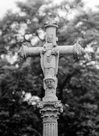 Vue de dos, détail. © Région Bourgogne-Franche-Comté, Inventaire du patrimoine