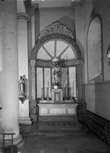 Vue de l'autel-retable latéral droit. © Région Bourgogne-Franche-Comté, Inventaire du patrimoine