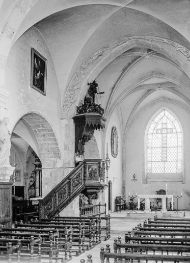 Intérieur : la nef et le choeur vus de trois quarts gauche. © Région Bourgogne-Franche-Comté, Inventaire du patrimoine