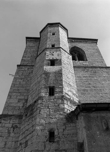 La tour-clocher : 2ème et 3ème niveaux. © Région Bourgogne-Franche-Comté, Inventaire du patrimoine