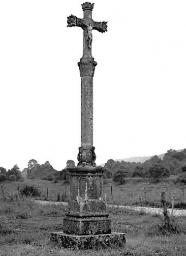 Vue d'ensemble de trois quarts. © Région Bourgogne-Franche-Comté, Inventaire du patrimoine