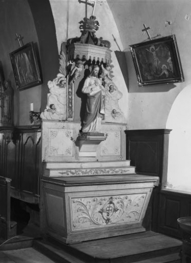 Vue générale de l'autel-retable latéral droit. © Région Bourgogne-Franche-Comté, Inventaire du patrimoine
