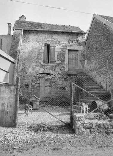 Ferme cadastrée 1958 C3 878 : façade postérieure, sur rue. © Région Bourgogne-Franche-Comté, Inventaire du patrimoine