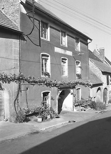 Vue d'ensemble de trois quarts gauche. © Région Bourgogne-Franche-Comté, Inventaire du patrimoine