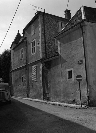 Face latérale gauche. © Région Bourgogne-Franche-Comté, Inventaire du patrimoine