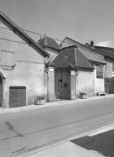 Vue depuis la rue. © Région Bourgogne-Franche-Comté, Inventaire du patrimoine