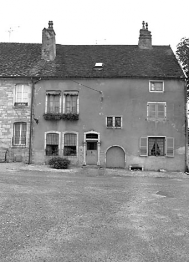 Façade antérieure. © Région Bourgogne-Franche-Comté, Inventaire du patrimoine