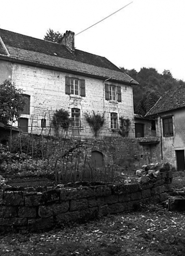 Façade antérieure. © Région Bourgogne-Franche-Comté, Inventaire du patrimoine