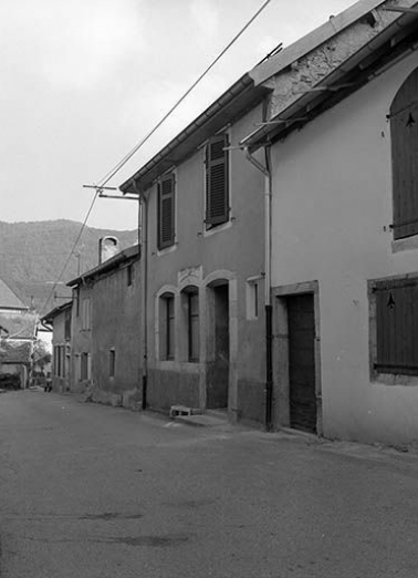 Maisons situées  rue Robert Dame. © Région Bourgogne-Franche-Comté, Inventaire du patrimoine