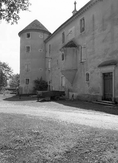 Face Est, vue de trois quarts. © Région Bourgogne-Franche-Comté, Inventaire du patrimoine
