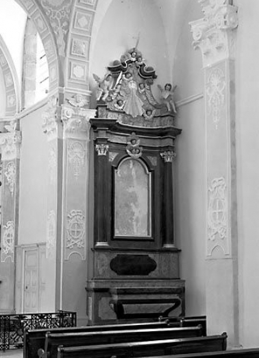 Vue d'ensemble de l'autel-retable latéral droit. © Région Bourgogne-Franche-Comté, Inventaire du patrimoine