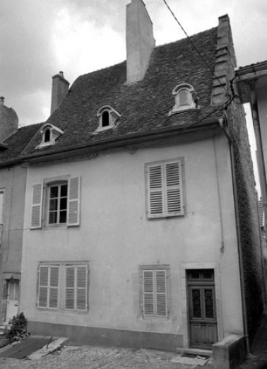 Façade antérieure de l'habitation sur rue Saint-Hilaire. © Région Bourgogne-Franche-Comté, Inventaire du patrimoine