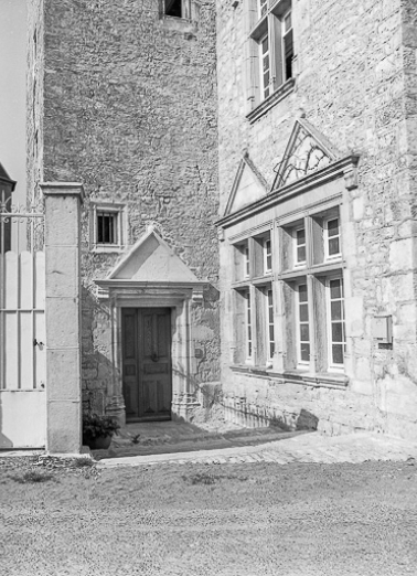 Entrée de l'escalier en vis. © Région Bourgogne-Franche-Comté, Inventaire du patrimoine