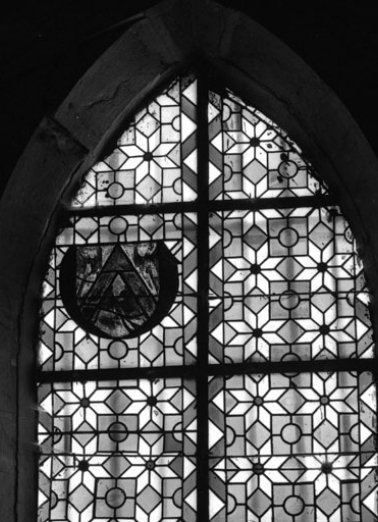 Ecu aux armoiries de la famille de Poupet. © Région Bourgogne-Franche-Comté, Inventaire du patrimoine