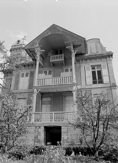Façade postérieure, partie centrale. © Région Bourgogne-Franche-Comté, Inventaire du patrimoine